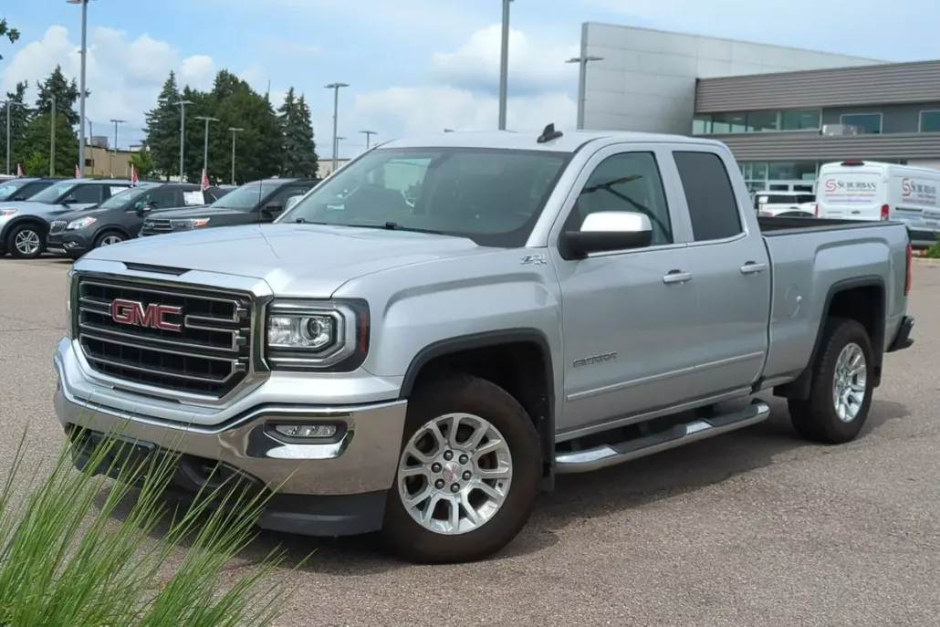 2017 Gmc Sierra 1500 SLE photo 1