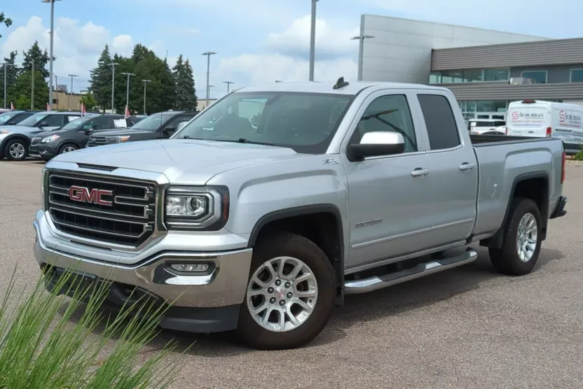 2017 Gmc Sierra 1500 SLE photo 1