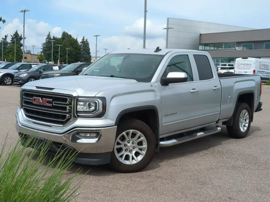 2017 Gmc Sierra 1500 SLE photo 1