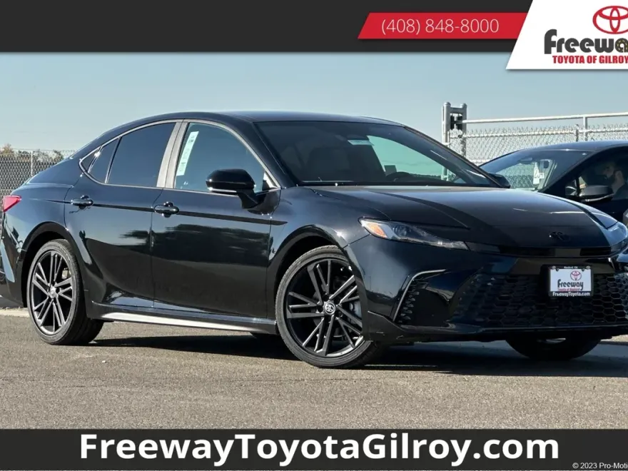 2026 Toyota Camry photo 1