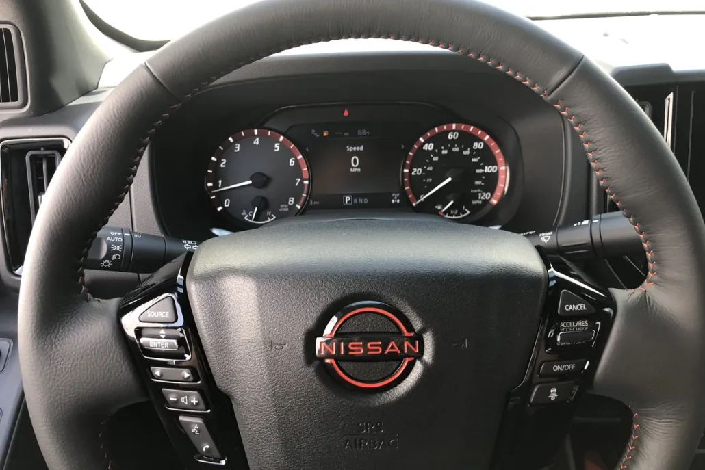 2025 Nissan Frontier PRO-4X photo 1