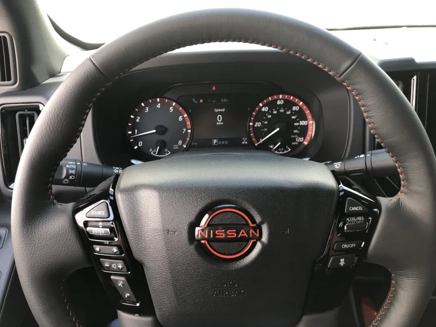 2025 Nissan Frontier PRO-4X photo 1