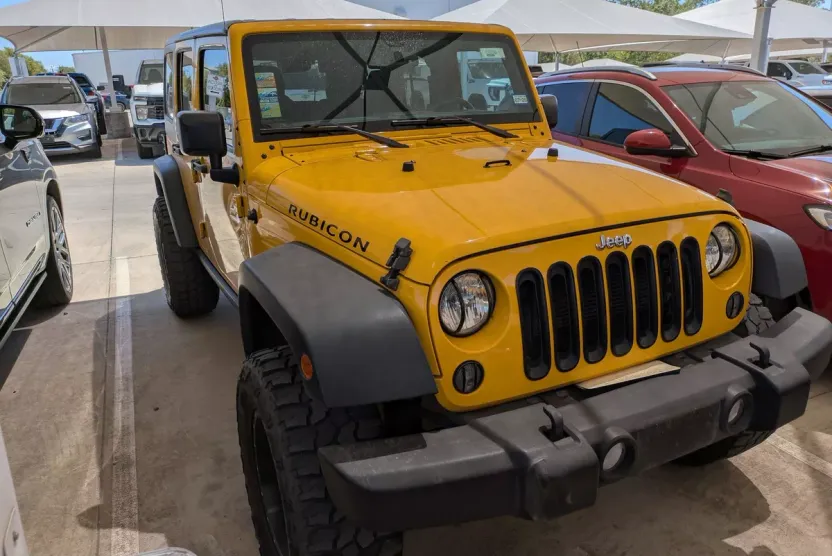 2015 Jeep Wrangler Unlimited Rubicon photo 1