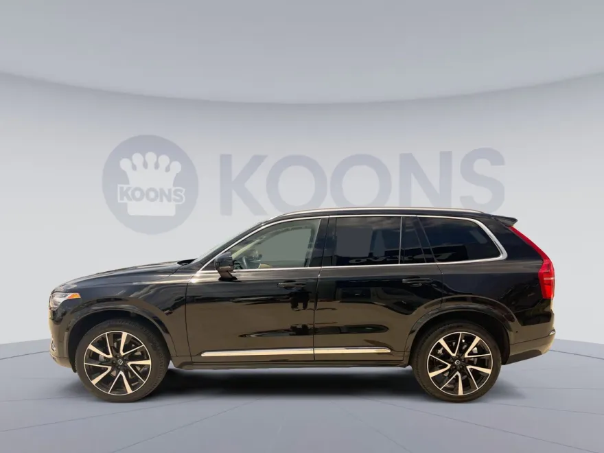 2024 Volvo XC90 B5 Plus photo 1