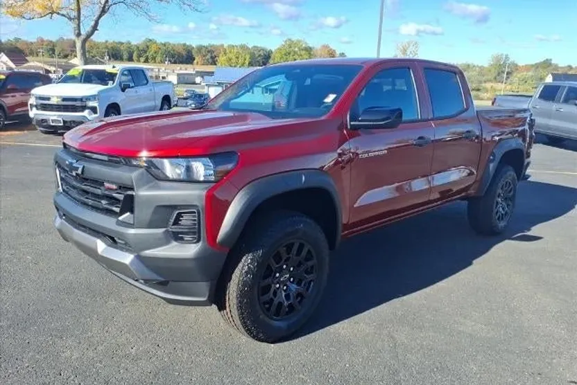2026 Chevrolet Colorado Trail Boss photo 1