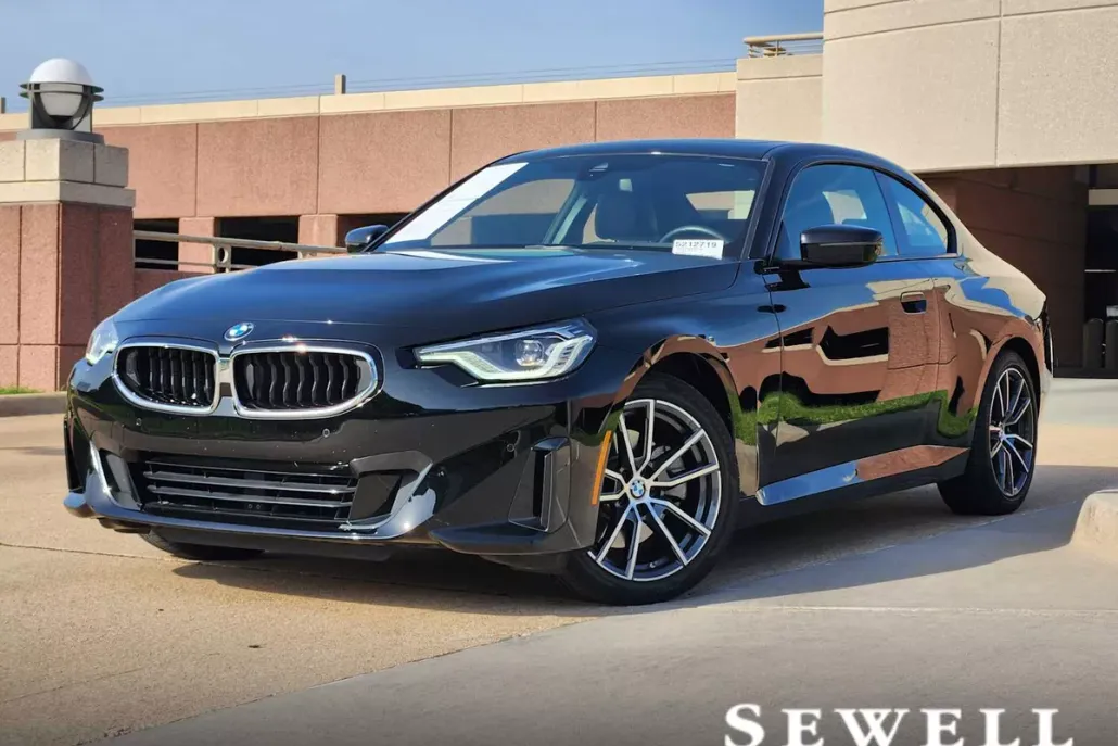 2023 Bmw 230i xDrive photo 1
