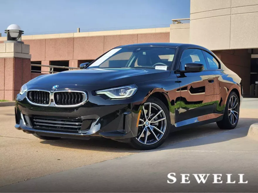 2023 Bmw 230i xDrive photo 1