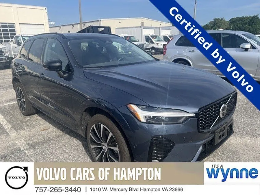 2023 Volvo XC60 B5 Plus photo 1