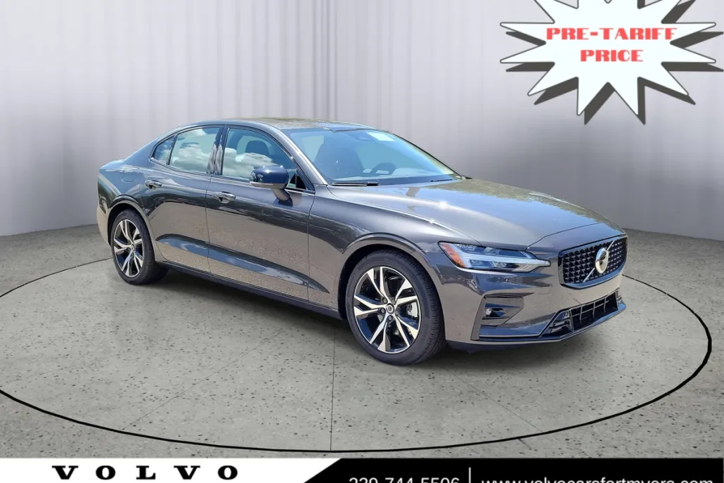 2025 Volvo S60 B5 Core photo 1