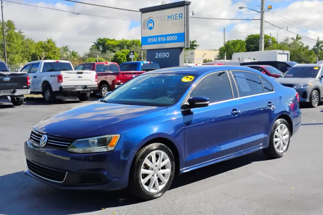 2013 Volkswagen Jetta SE photo 1