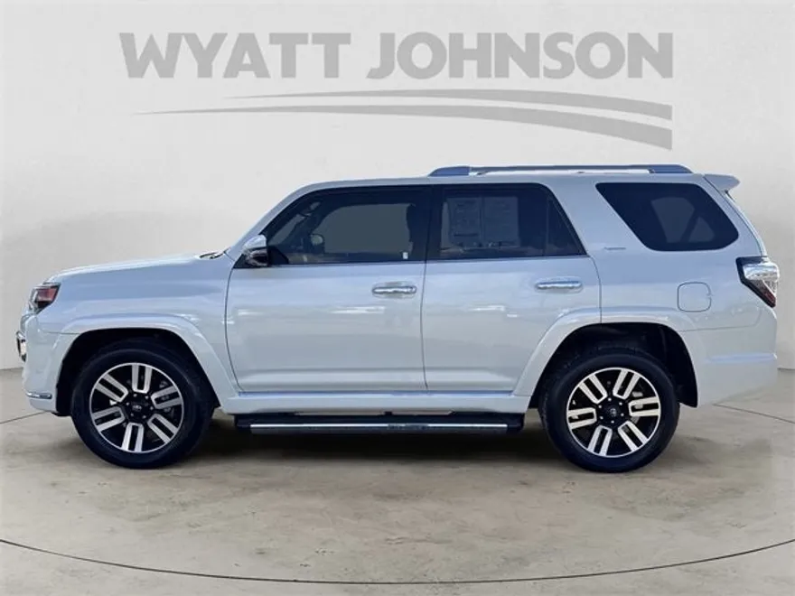 2023 Toyota 4Runner Limited photo 1