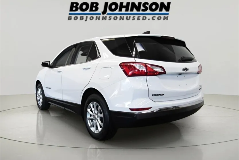 2019 Chevrolet Equinox LT photo 1