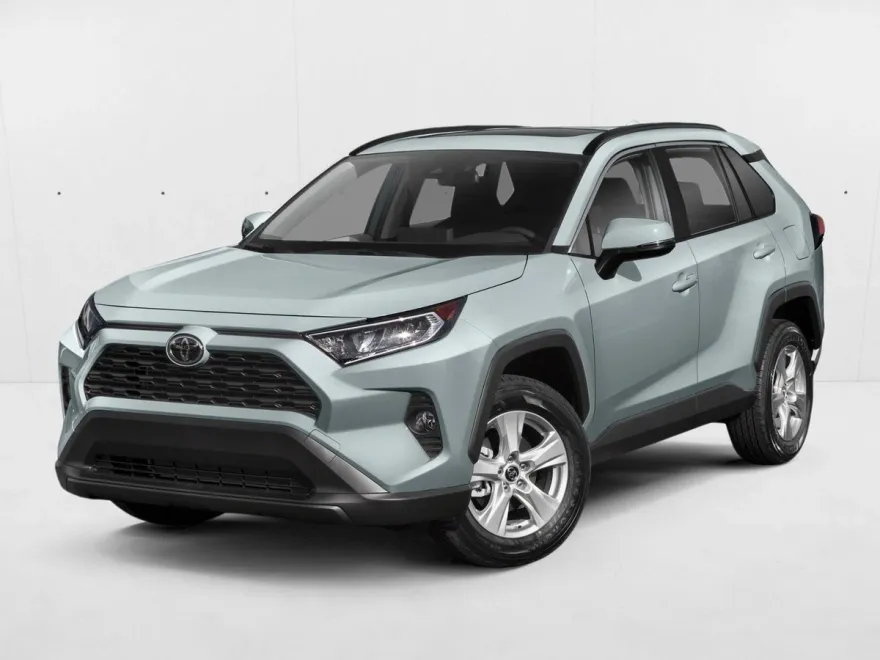 2019 Toyota RAV4 XLE photo 1
