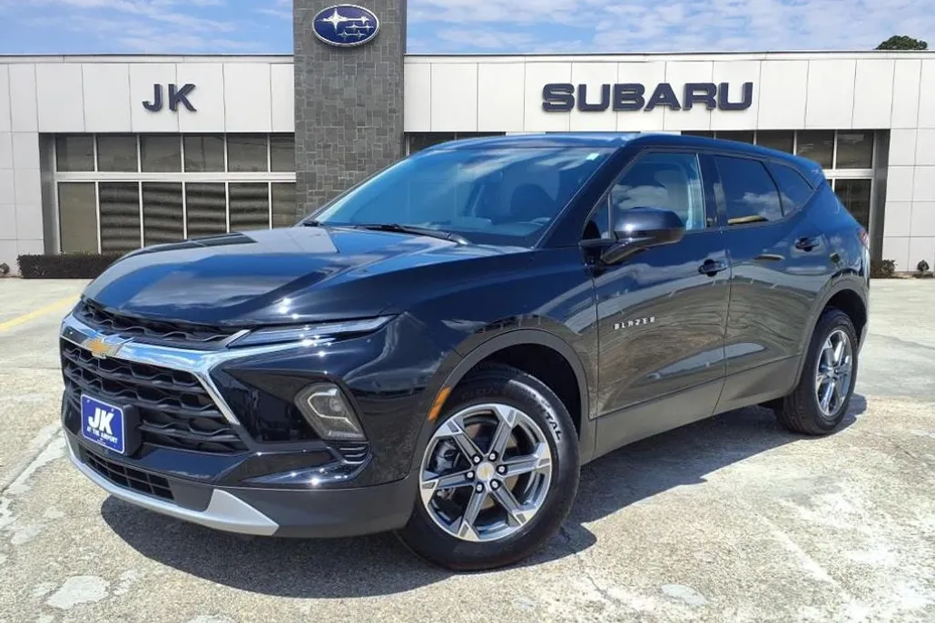 2025 Chevrolet Blazer 2LT photo 1
