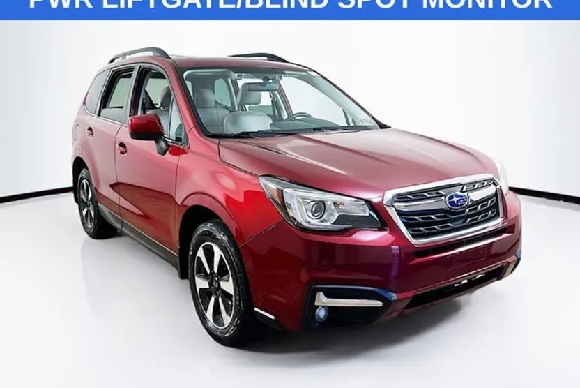 2017 Subaru Forester 2.5i Limited photo 1