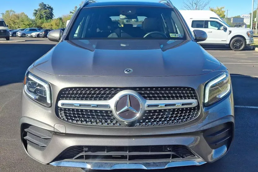 2021 Mercedes Benz GLB 250 4MATIC photo 1