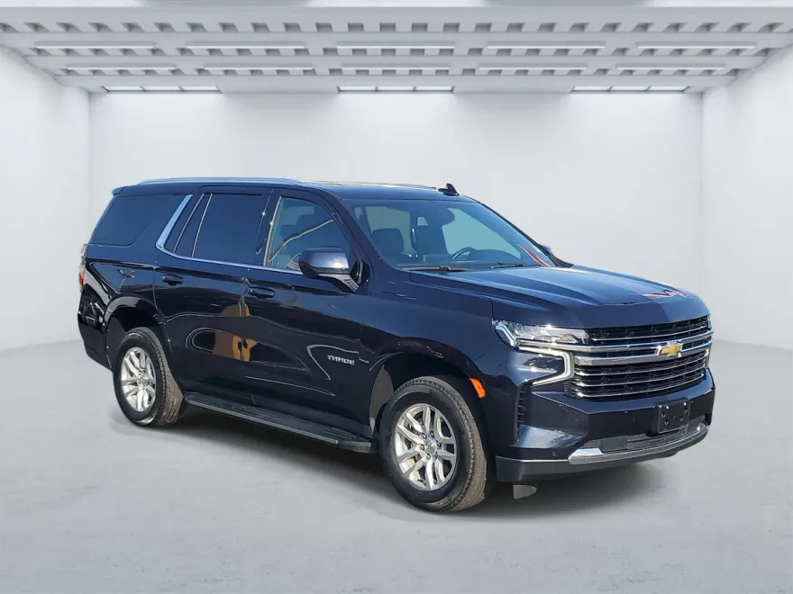 2023 Chevrolet Tahoe LT photo 1