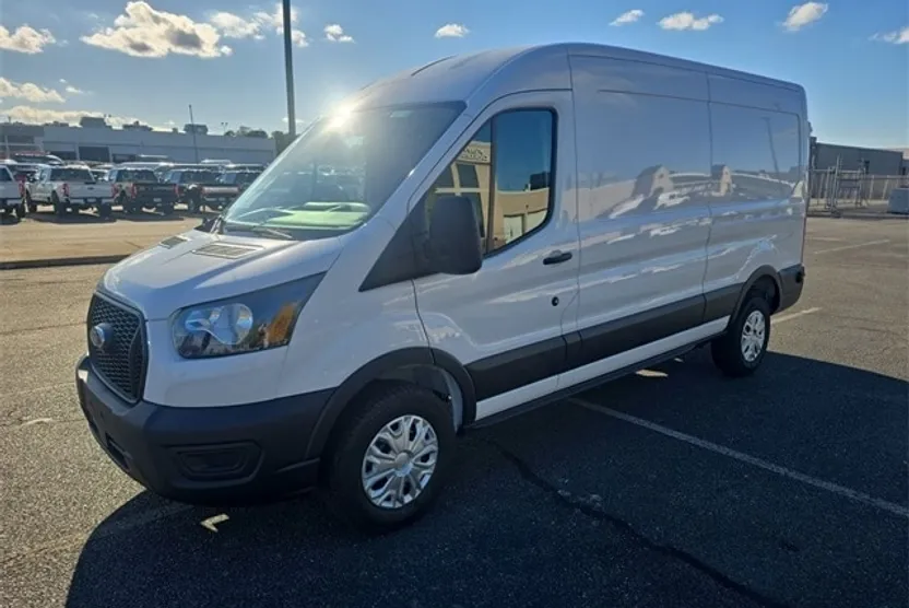 2025 Ford Transit photo 1