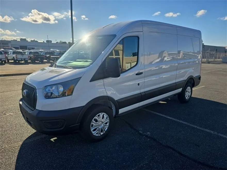 2025 Ford Transit photo 1