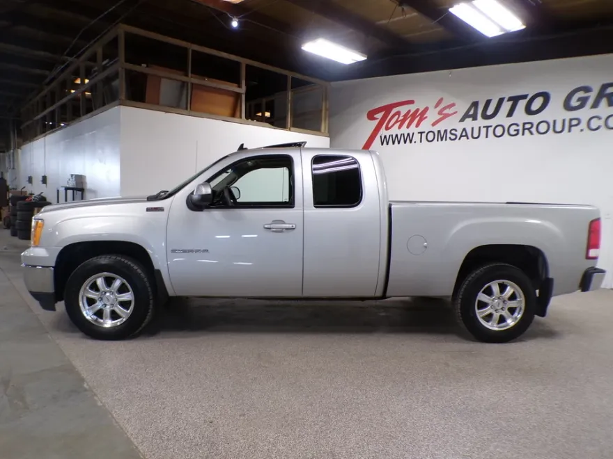 2011 Gmc Sierra 1500 SLT photo 1