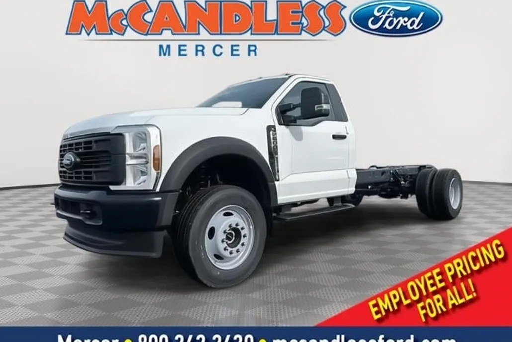 2024 Ford F-600 photo 1
