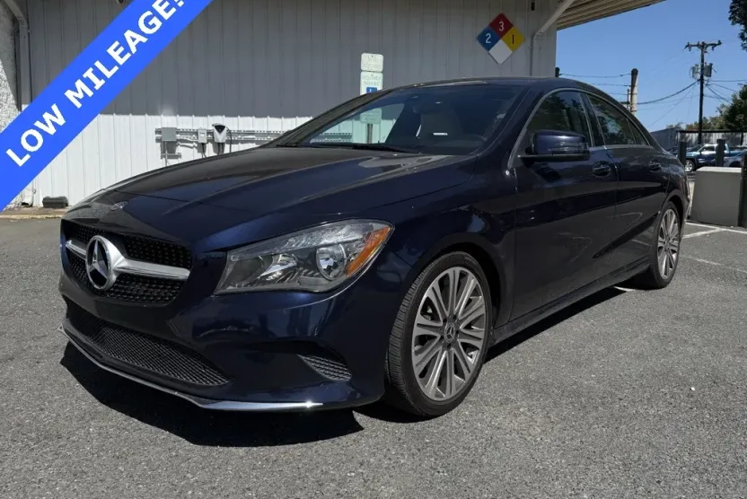 2018 Mercedes Benz CLA 250 photo 1