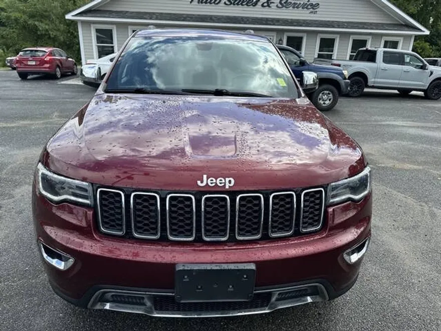 2019 Jeep Grand Cherokee Limited photo 1