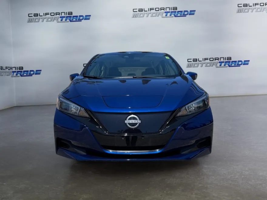 2024 Nissan Leaf S photo 1