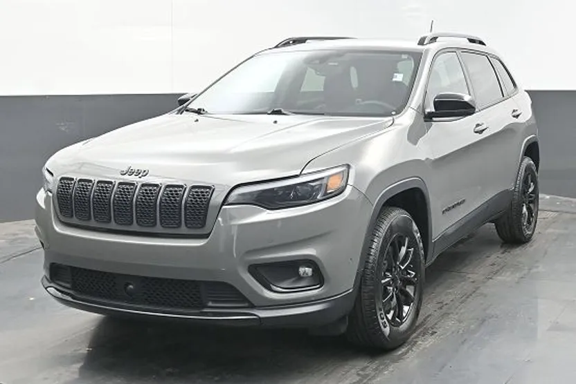 2023 Jeep Cherokee Altitude Lux photo 1