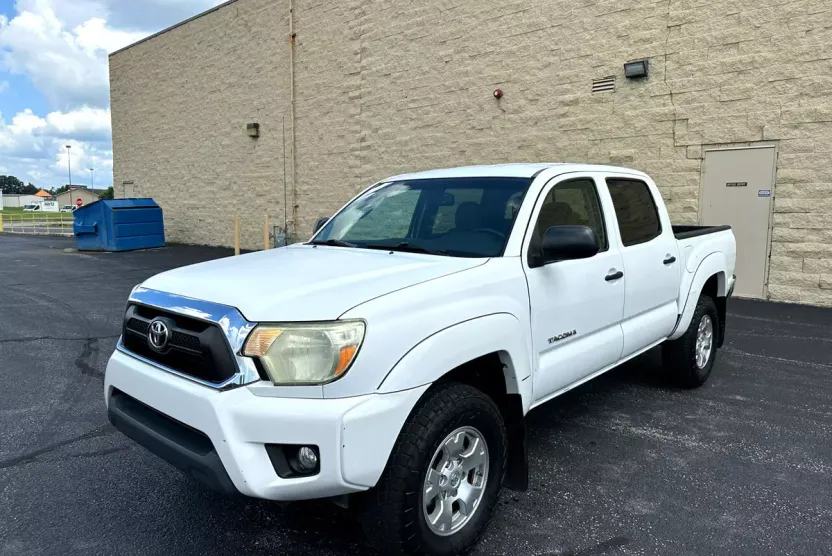 2012 Toyota Tacoma Double Cab V6 4x4 photo 1