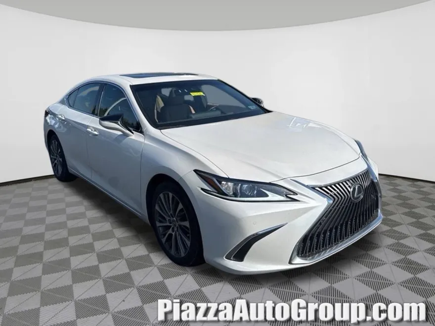 2019 Lexus ES 350 photo 1