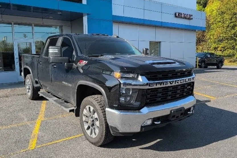 2021 Chevrolet Silverado 2500HD LT photo 1