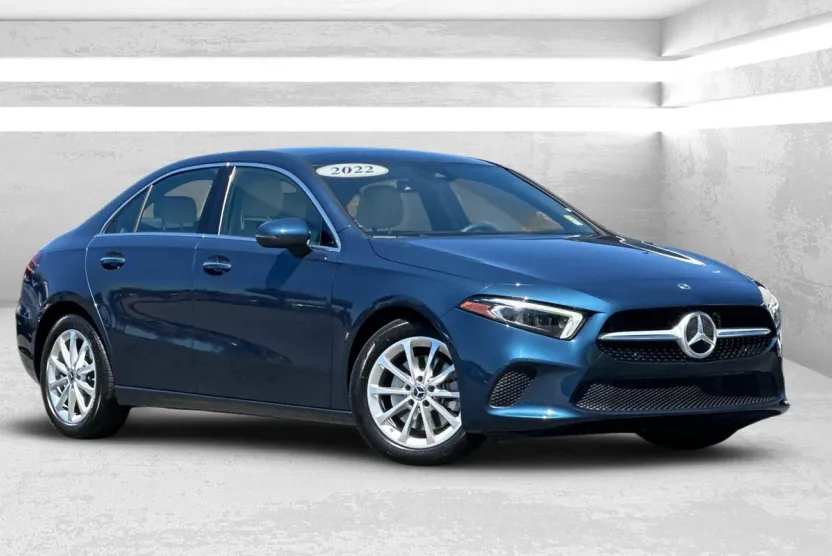 2022 Mercedes Benz A 220 photo 1