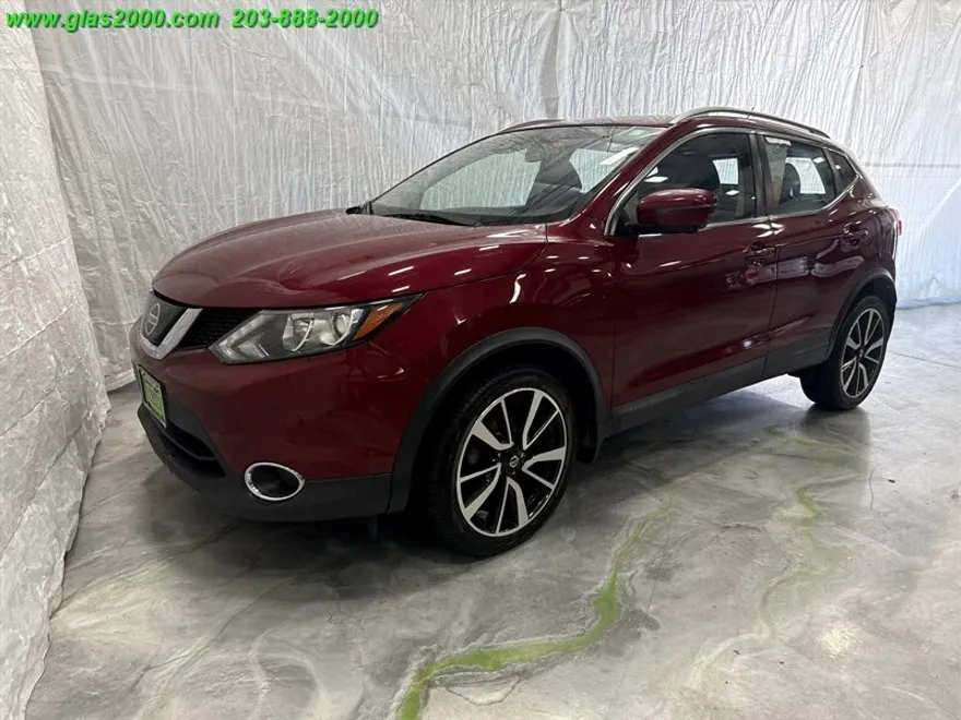 2019 Nissan Rogue SL photo 1