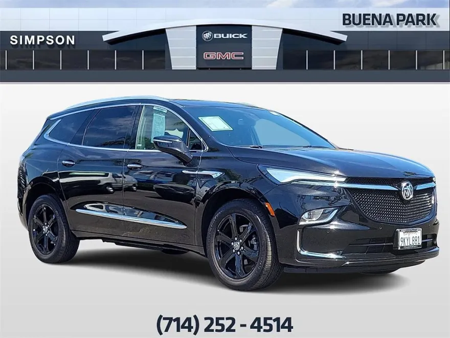 2024 Buick Enclave Essence photo 1