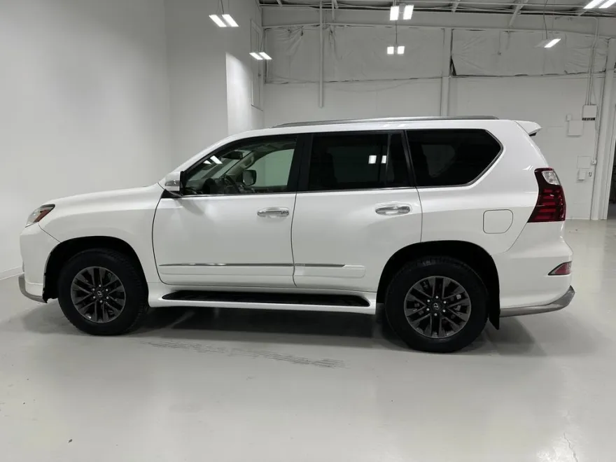 2019 Lexus GX 460 Luxury photo 1