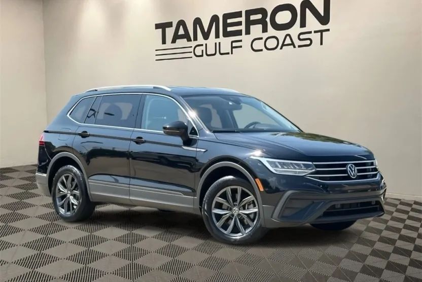 2022 Volkswagen Tiguan SE photo 1