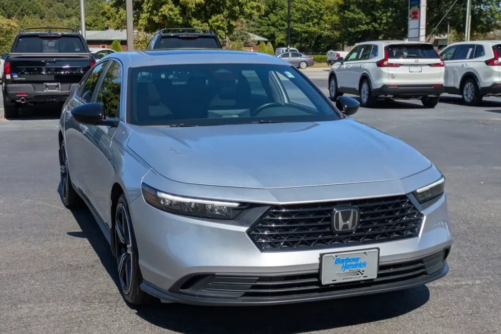 2024 Honda Accord Hybrid Sport photo 1