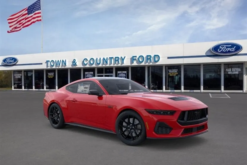 2025 Ford Mustang GT photo 1