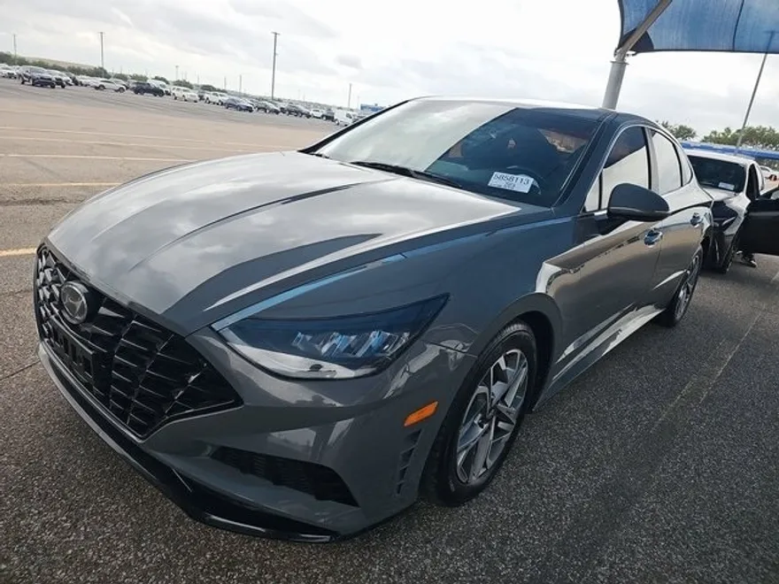 2020 Hyundai Sonata SEL photo 1