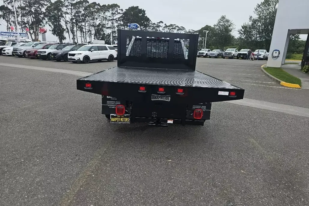 2024 Ford F-350 photo 1