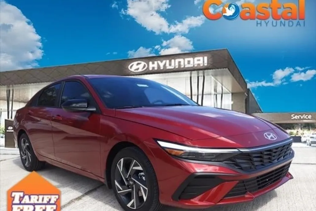 2025 Hyundai Elantra SEL Sport photo 1