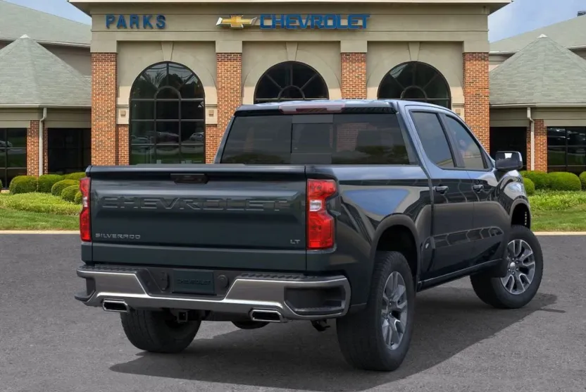 2026 Chevrolet Silverado 1500 LT photo 1