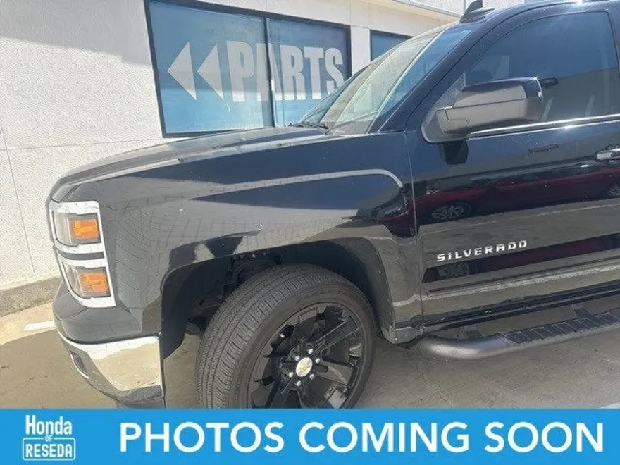 2015 Chevrolet Silverado 1500 LT photo 1