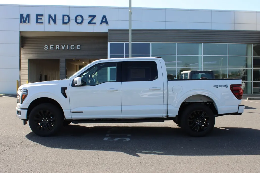 2025 Ford F-150 Lariat photo 1