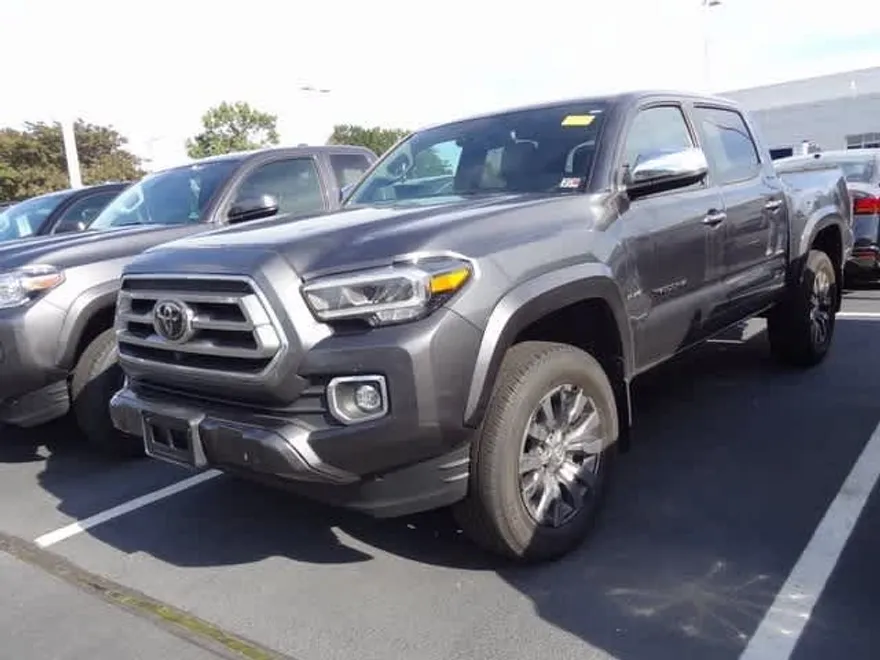2023 Toyota Tacoma Limited photo 1