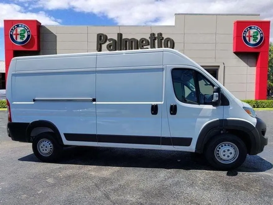 2025 Ram ProMaster 2500 photo 3
