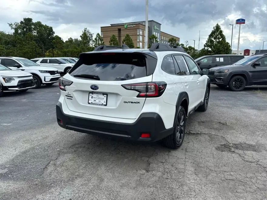 2024 Subaru Outback Onyx Edition photo 1