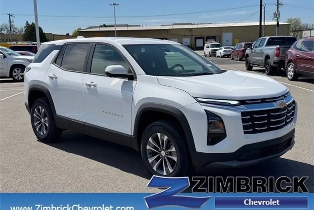2025 Chevrolet Equinox LT photo 1