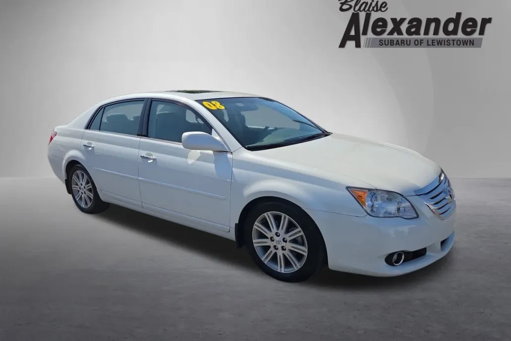 2008 Toyota Avalon Limited photo 1